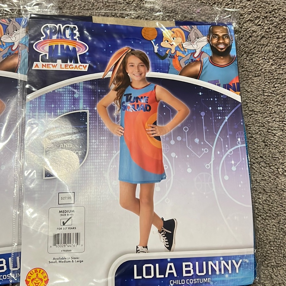 New SPACE JAM Lola Bunny Costume comes with a dress and a headpiece
